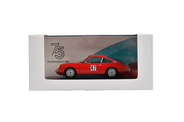 Porsche 911 2.0 Eberhard / Mahle, Driven by Dreams, 75Y, Spark, czerwony, skala 1:43