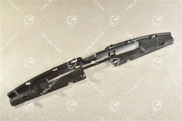 Air guide / duct, front centre upper