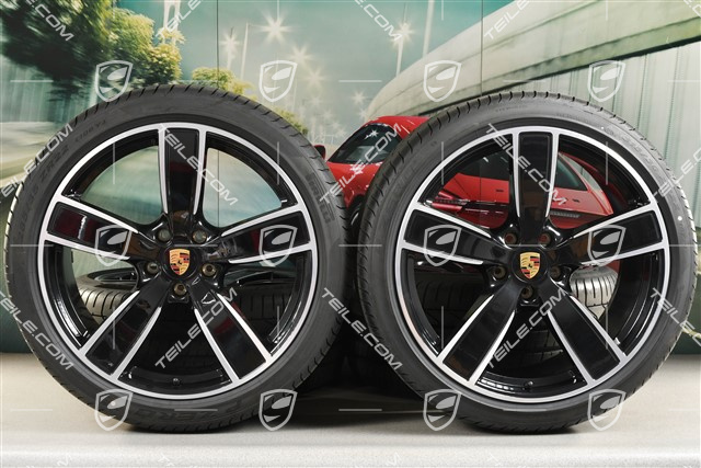 22" Sommerräder Satz Sport Classic, Felgen 10J x 22 ET48 + 11,5J x 22 ET61 + NEUE Pirelli Sommerreifen 285/35 ZR22 + 315/30 ZR22, Schwarz Hochglanz, mit RDK-Sensoren