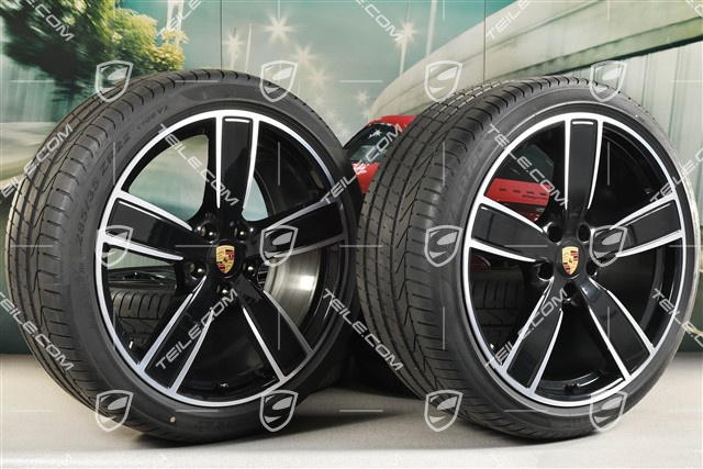 22" Sommerräder Satz Sport Classic, Felgen 10J x 22 ET48 + 11,5J x 22 ET61 + NEUE Pirelli Sommerreifen 285/35 ZR22 + 315/30 ZR22, Schwarz Hochglanz, mit RDK-Sensoren