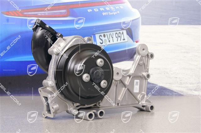 Water pump with housing, assembly