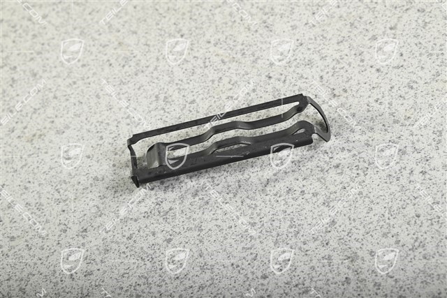 Clip, L=R Clip, L=R