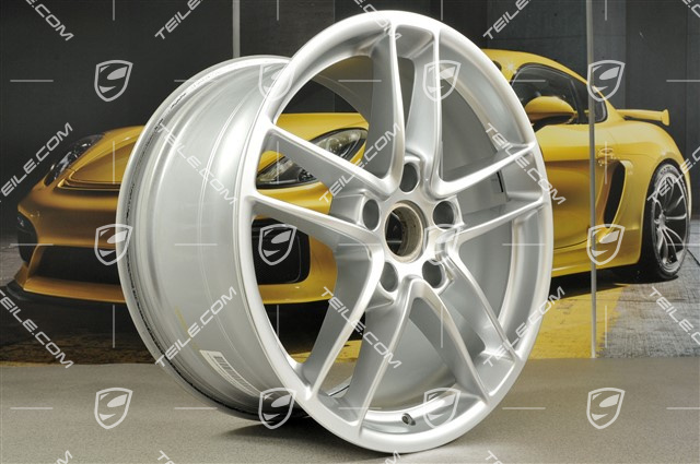 19-inch Panamera Turbo II wheel set, 10J x 19 ET61 + 9J x 19 ET60