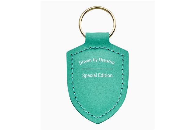 Brelok z herbem „Driven by Dreams” – 75 lat, mint green