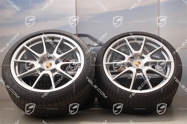 19-inch Boxster Spyder summer wheel set, silver, 10J x 19 ET42 + 8,5J x 19 ET55 + GoodYear tyres