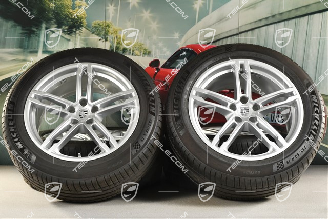 19-inch "Macan Turbo" summer wheels set, rims 8,5J x 19 ET21 + 9J x 19 ET21, summer tyres Michelin 235/55 R 19 + 255/50 R 19, with TPMS