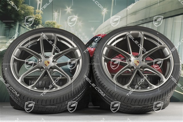 22-inch Cayenne Coupé GT summer wheel set, rims 10J x 22 ET48 + 11,5J x 22 ET52 + NEW Pirelli P Zero summer tyres 285/35 R22 + 315/30 R22, with TPMS