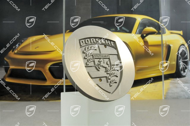 Hub cap, platinum-metallic