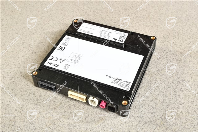 Control unit emergency call module and communication unit