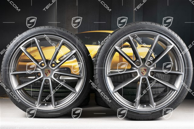 20+21-inch summer wheel set Carrera Classic, rims 8,5J x 20 ET50 + 11,5J x 21 ET67 + Goodyear summer tyres 245/35 R20 + 305/30 R21, with TPM