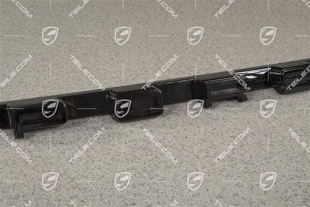 Cover upper, black