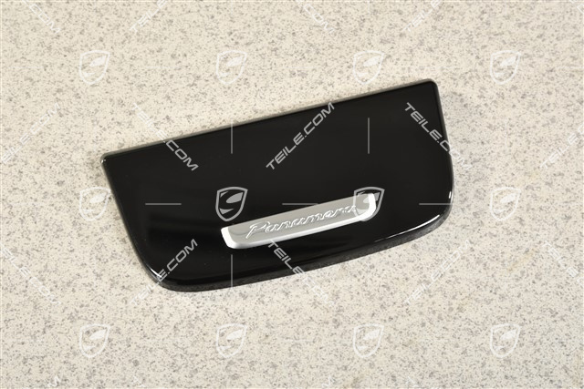 Lid ashtray, piano black, high-gloss