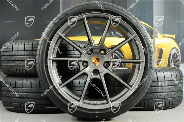 20" Spyder Sommerräder Satz, Felgen 8,5J x 20 ET57 + 10,5J x 20 ET47 + NEUE Pirelli Sommerreifen 235/35 ZR20 + 265/35 ZR20
