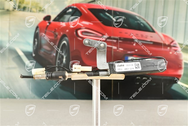 Antenna booster