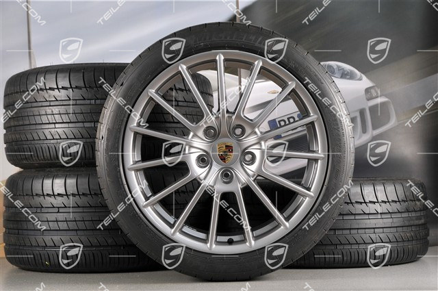 20-inch Panamera Sport summer wheel set, 2 x 9,5J x 20 ET 65 + 2 x 11,5 J x 20 ET 63, tyres 255/40 ZR20 + 295/35 ZR20