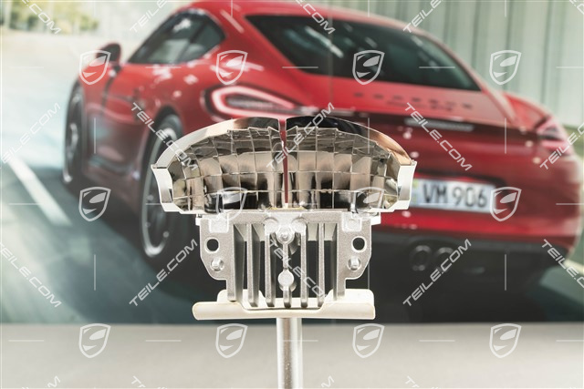 LED module, headlamp, L=R