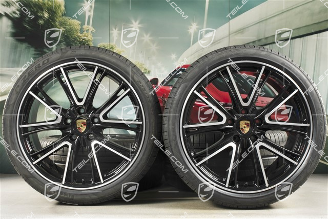 21" Panamera Exclusive Design Sommerräder, Felgen 9,5J x 21 ET71 + 11,5J x 21 ET69 + NEUE Pirelli Sommerreifen 275/35 ZR21 + 315/30 ZR21, schwarz, mit RDK-Sensoren