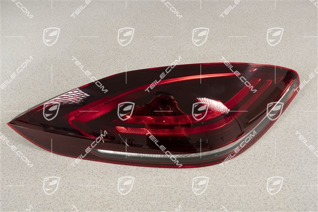 Rear light, darkened, facelift, L