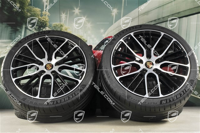 21-inch Panamera Exclusive Design Sport summer wheel set, wheel rims 9,5J x 21 ET71 + 11,5J x 21 ET69 + NEW Michelin summer tyres 275/35 R21 + 315/30 R21, with TPMS, black high gloss