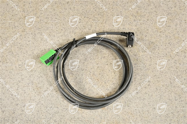 Kabel łączący PCM z adapterem usb, aux