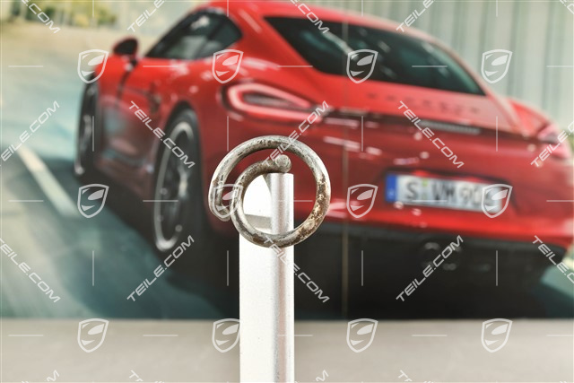 Rear spoiler drive torsion spring