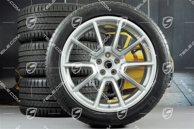 20-inch "Macan SportDesign" summer wheels set, rims 9J x 20 ET26 + 10J x 20 ET19, Michelin summer tyres 265/45 R 20 + 295/40 R 20, with TPMS