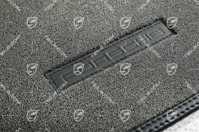 Fußmatten Teppich mit Ledereinfassung 2-Teilig, Einleger mit geprägtem „PORSCHE“ Schriftzug in Glattleder Schwarz, Clubsport