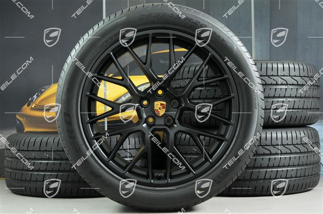 20-inch "RS Spyder Design" in black, summer wheels set, rims 9J x 20 ET26 + 10J x 20 ET19 + Pirelli summer tyres 265/45 R 20 + 295/40 R 20, with TPMS