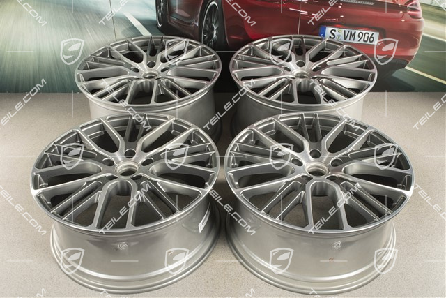 21-inch wheel rim set Panamera Exclusive Design Sport, 9,5J x 21 ET71 + 10,5J x 21 ET71, in Platinum silver metallic