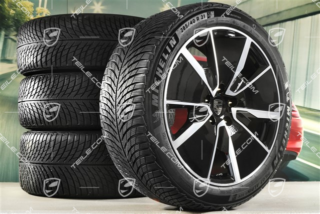 21" Macan Turbo Winterräder Satz, Felgen 8,5J x 21 ET27 + 10,5J x 21 ET47 + Michelin Pilot Alpin 5 SUV Winterreifen 255/45 R21 + 285/40 R21, in Schwarz Hochglanz