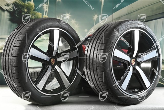 22-inch summer wheel set Cayenne Exclusive Design Sport, wheel rims 10J x 22 ET48 +11,5J x 22 ET61 + Pirelli summer tyres 285/40 R22 + 315/35 R22, black high gloss, about 30km, DOT/prod.year 2025