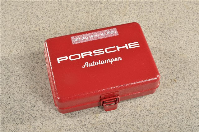 Spare bulbs and fuses kit, Box / 12V