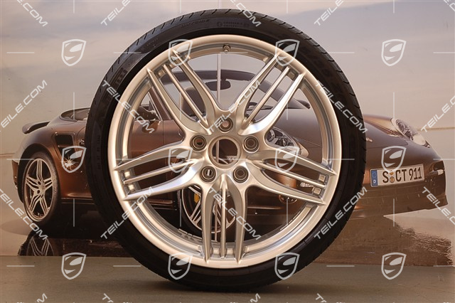 20-inch SportDesign summer wheel set, 8,5J x 20 ET51 + 11J x 20 ET70, tyres 245/35 ZR20 + 295/30 ZR20, with TPMS