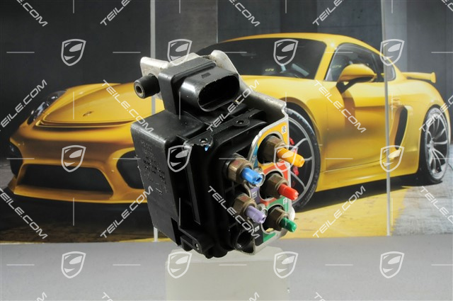 Steuereinheit mit Halter Steuereinheit mit Halter