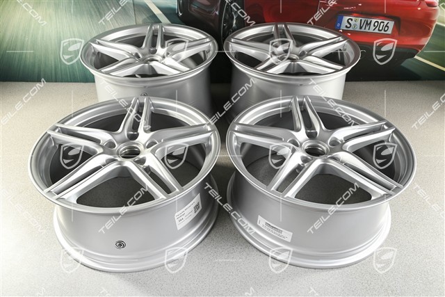 19" Komplet felg Carrera VI, 8,5J x 19 ET50 + 11J x 19 ET56, srebrne Brilliantsilber