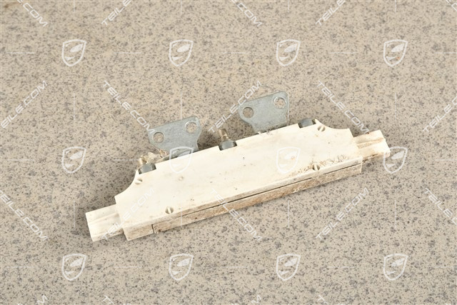 Antenna booster