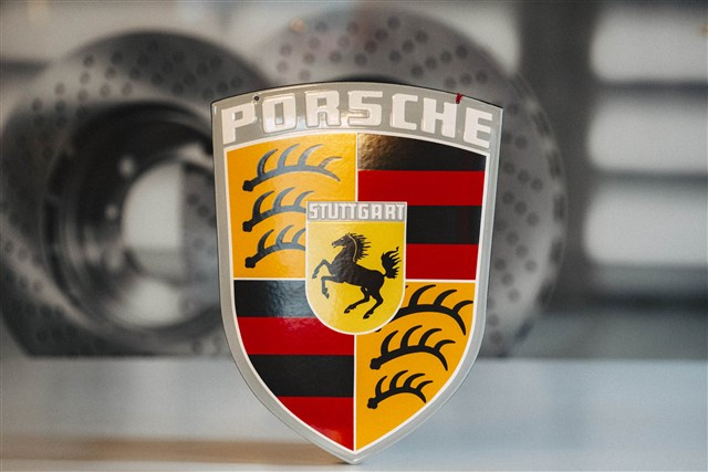 Porsche Classic Emailleschild - Porsche Wappen, 45 x 38 cm