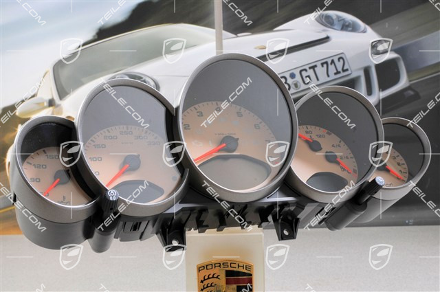 Kombiinstrument, Carrera S / 6-Gang Getriebe, EXCLUSIVE-Programm, Zifferblatt in Sandbeige Kombiinstrument, Carrera S / 6-Gang Getriebe, EXCLUSIVE-Programm, Zifferblatt in Sandbeige