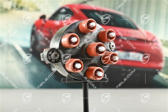 Distributor cap