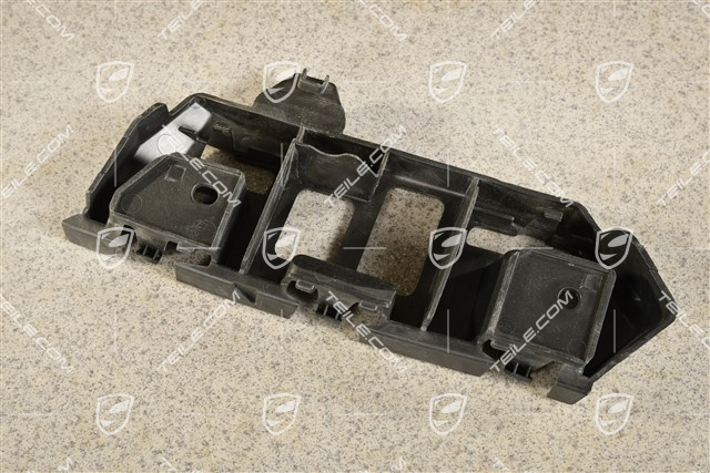 Retaining strip, L