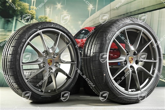 20-inch Carrera S summer wheel set, Platinum (silk gloss), 8J x 20 ET57 + 9,5J x 20 ET45 + NEW Pirelli summer tyres 235/35 ZR20 + 265/35 ZR20, with TPM