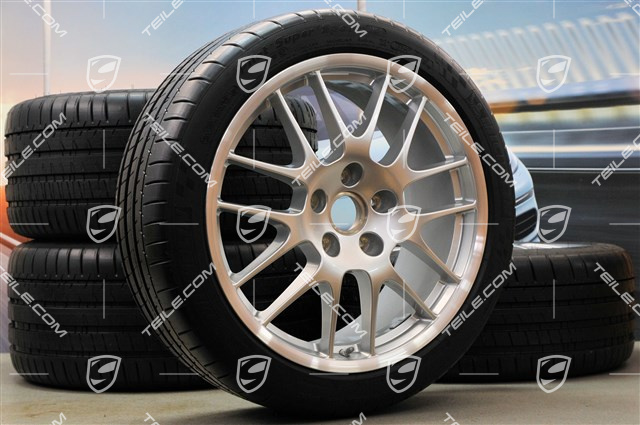20-inch RS Spyder summer wheel set, front 9,5J x 20 ET65 + rear 11J x 20 ET68 + Michelin summer tyres 255/40 ZR20 + 295/35 ZR20, with TPMS sensors