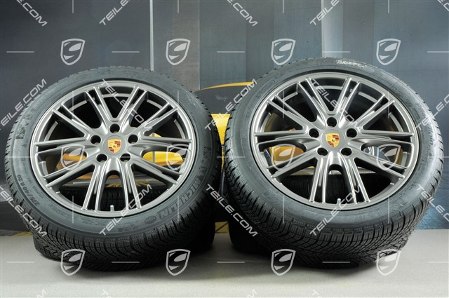 20" Winterräder Satz "Exclusive Design", Felgen 9,5 J x 20 ET71 + 10,5 J x 20 ET71 + NEUE Michelin Pilot Alpin 4 Winterreifen 275/40 R20 + 315/35 R20, Platinum (seidenglanz)