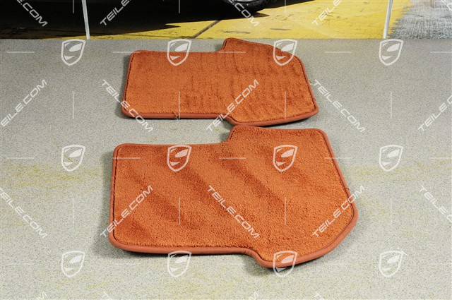 Fussmatten Satz, Porsche Schriftzug, Leder eingefasst, terracotta, NKPL Fussmatten Satz, Porsche Schriftzug, Leder eingefasst, terracotta, NKPL