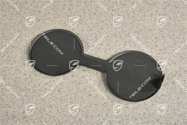 Cup holder rubber insert
