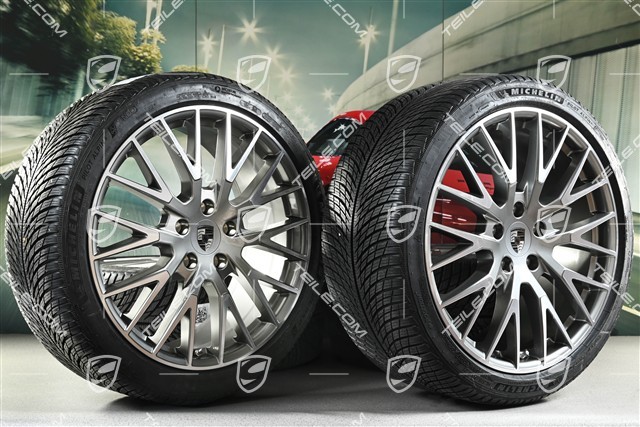 21" Panamera Exclusive Design Winterräder Satz, Felgen 9,5J x 21 ET71 + 10,5J x 21 ET71 + NEUE Michelin Winterreifen 275/35 R21 + 315/30 R21, Platinsilber