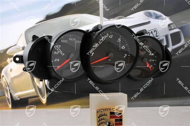 Instrument cluster, 5th-speed manual transmission, standard package, USA Instrument cluster, 5th-speed manual transmission, standard package, USA