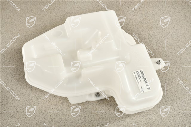 Window cleaning system reservoir / tank without night vision