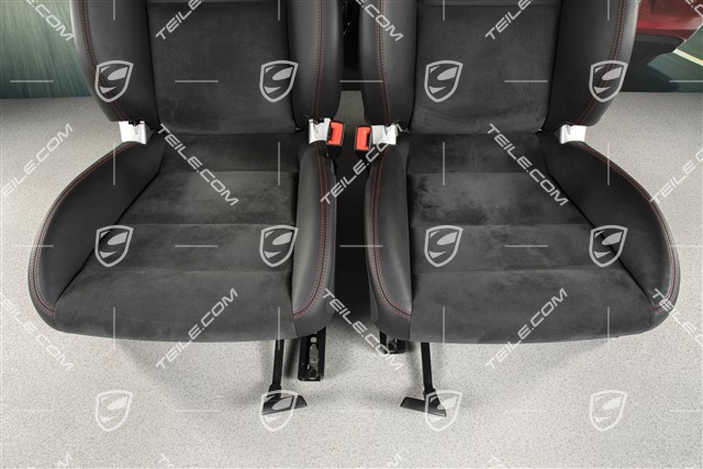 Sportsitze, manual+elektrisch einstellbar, Heizung, Leder/Alcantara, GTS Schriftzug, in Schwarz/Karminrot, Satz, L+R