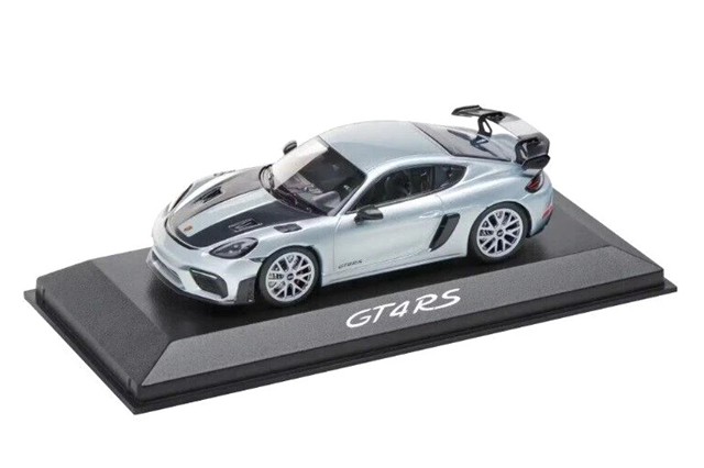 1/43 Porsche 718 Cayman GT4 RS (982) Light Blue Model Minichamps 1/43 Porsche 718 Cayman GT4 RS (982) Light Blue Model Minichamps